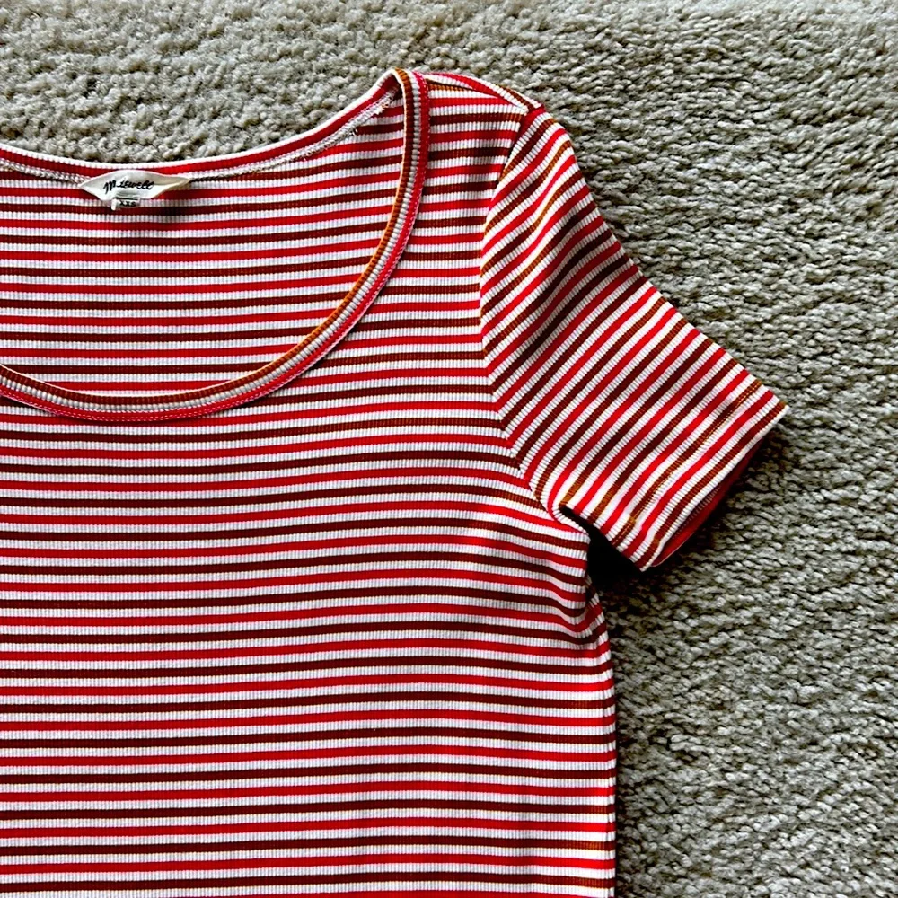 Madewell Swingy Tee Dress in Stripe - Picture 3 of 8